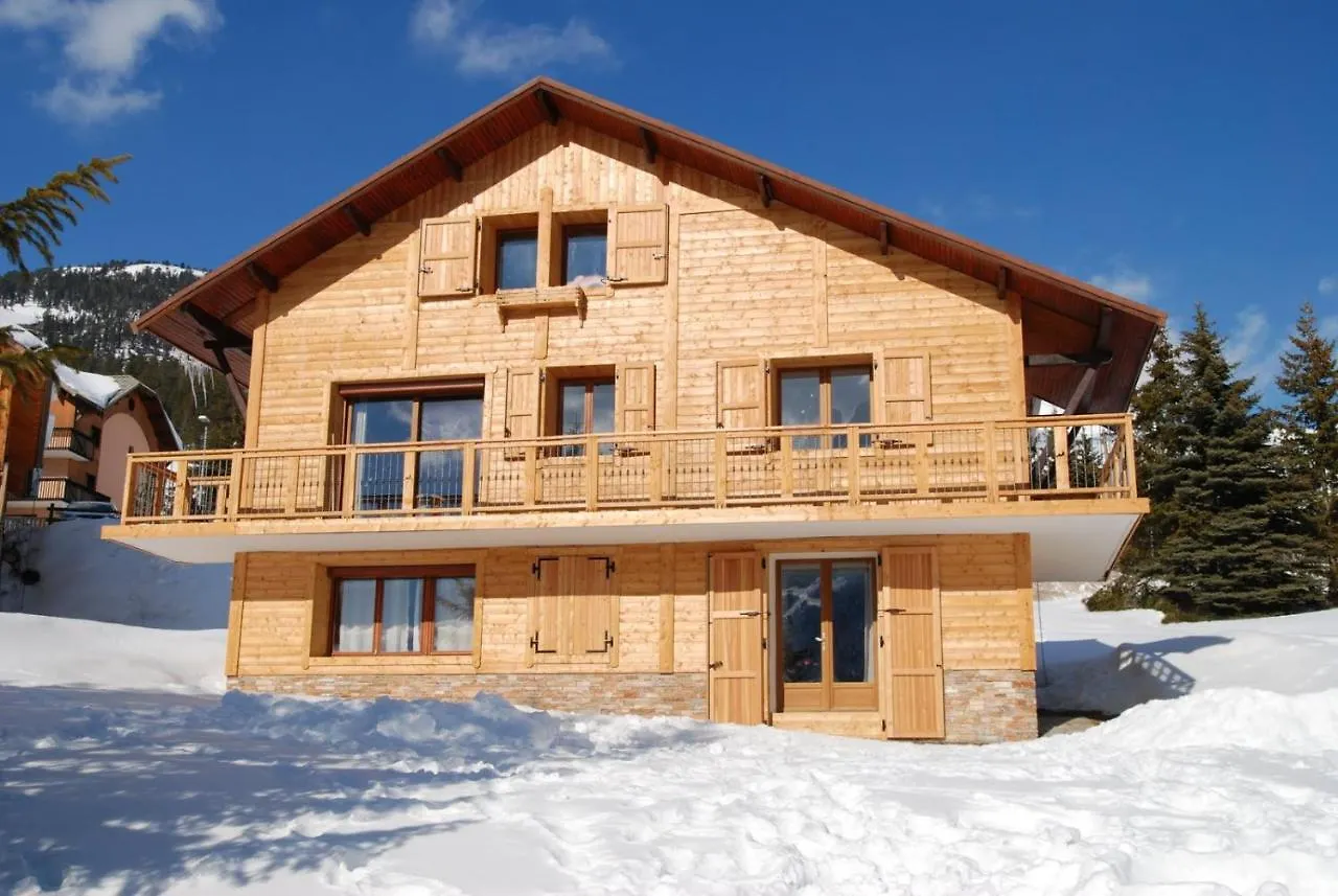 Villa grand chalet plein sud à Montgenèvre France